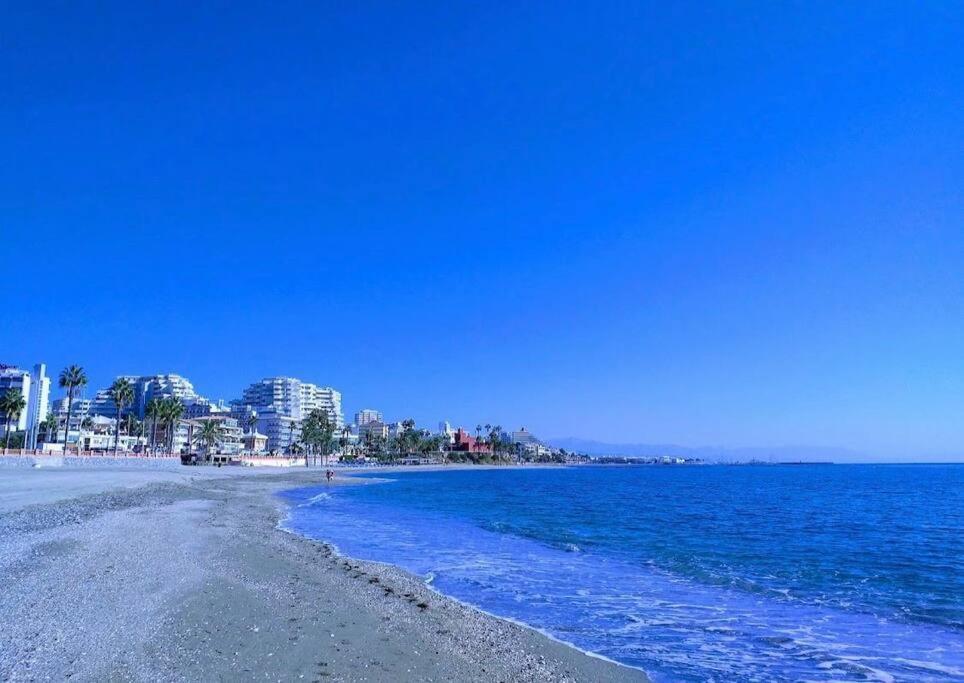 Apt Con Espectacular Vista, Piscinas, Recep 24 Hs Бенальмадена Экстерьер фото